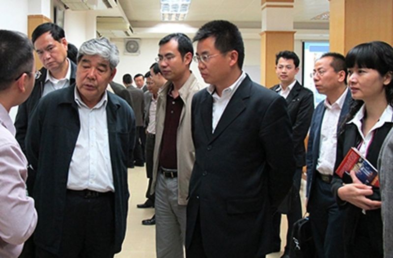 2010��04��16��