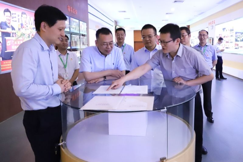 2019��04��24��